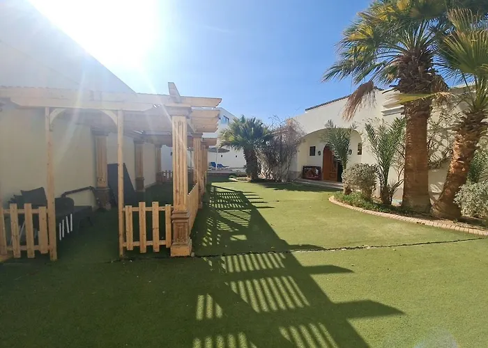 Apartment Hillside 4br Villa, El Gouna Getaway *