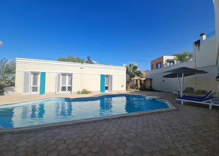 Hillside 4br Villa, El Gouna Getaway