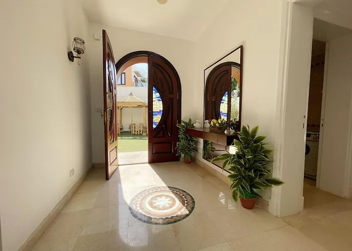 Hillside 4br Villa, El Gouna Getaway Apartment Hurghada